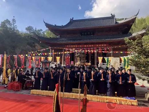 堕胎超度必须本人亲去寺庙吗？超度不要怕麻烦