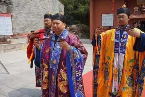 超度婴灵要夫妻两个人吗 有一人就行