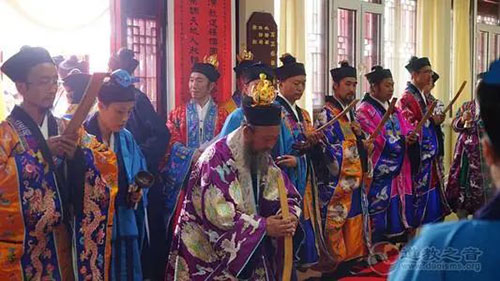 为什么女追男没好下场，分析男生的真实想法