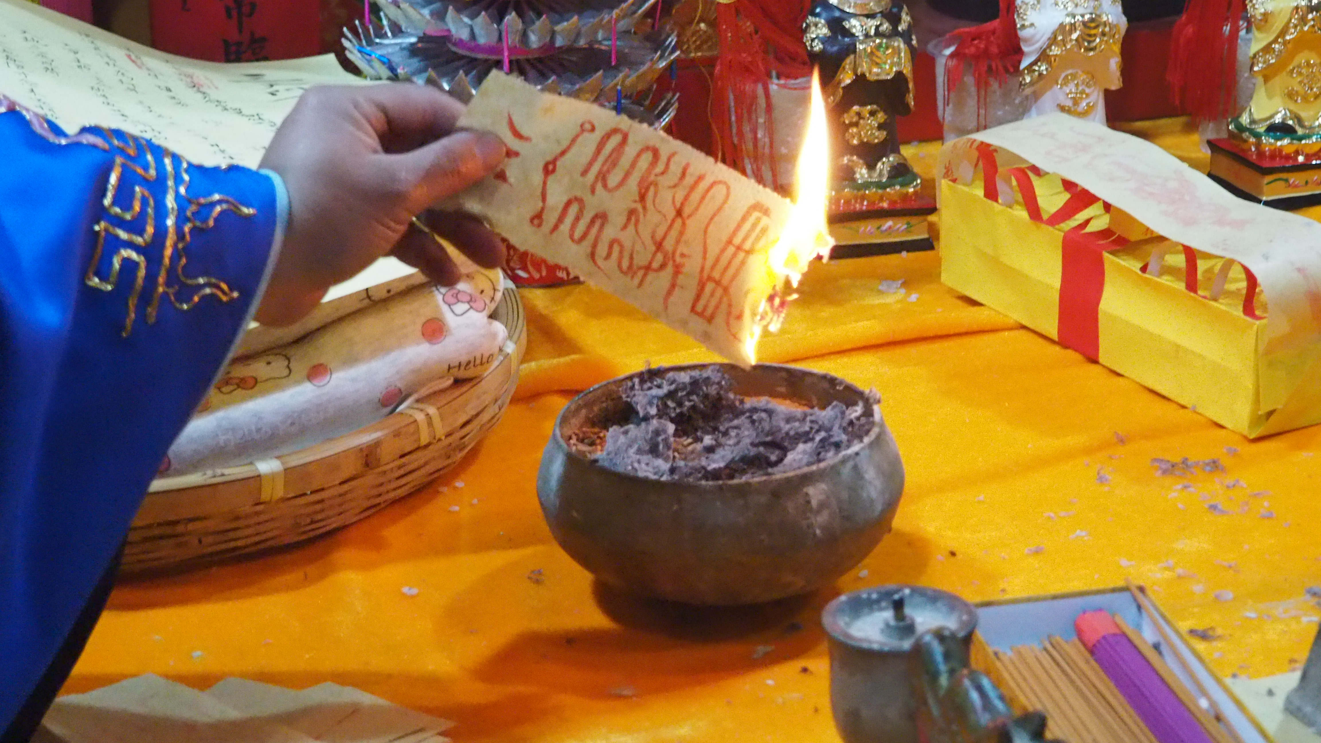 打胎如何还阴债法事 /还阴债多少卷是念的什么经