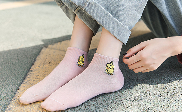 这是堕胎过的女人面相,一定要及时超度