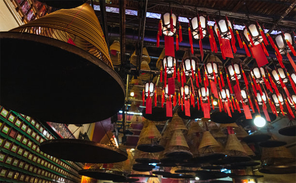 奇门遁甲法术受很多人的关注,基础入门也可以