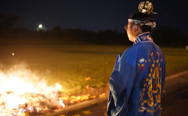 出轨背叛感情会有因果报应,不信的话赶紧来看