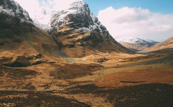总是做噩梦同一个梦有人追自己,常见梦见代表的寓意