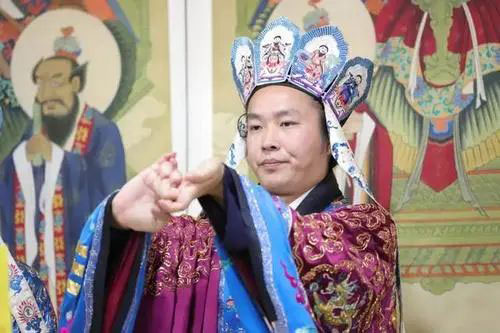 命带财库的巨富八字_命带财库_命带三大财库的人