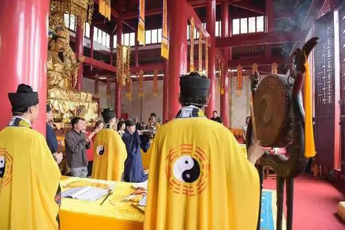 化太岁锦囊里面的米神奇作用，看看如何化解太岁