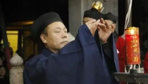 灵婴超度:通常婴灵绝对是会先找上与他有血缘关系的父母亲