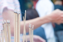 超度法事：为何在人去世烧纸？这些是有什么讲究