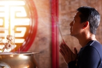 超度法事：教你怎么烧香，经常去烧香拜佛的一定要了解